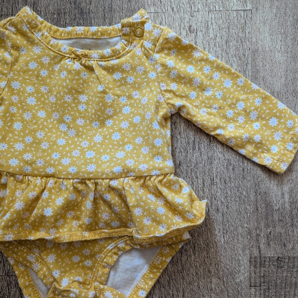 Baby Girl Bodysuit - Picture 2 of 4